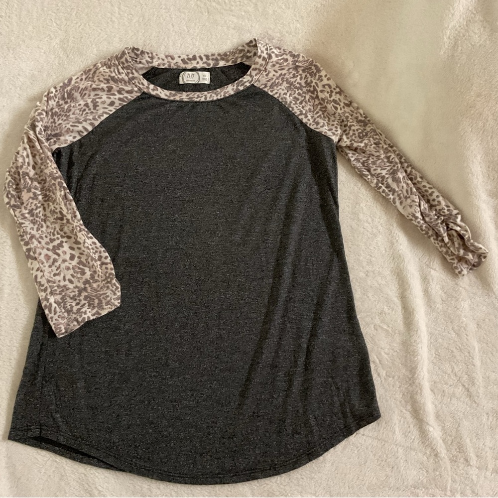 Maurices Black and Gray Raglan 3/4 Sleeve T-Shirt
